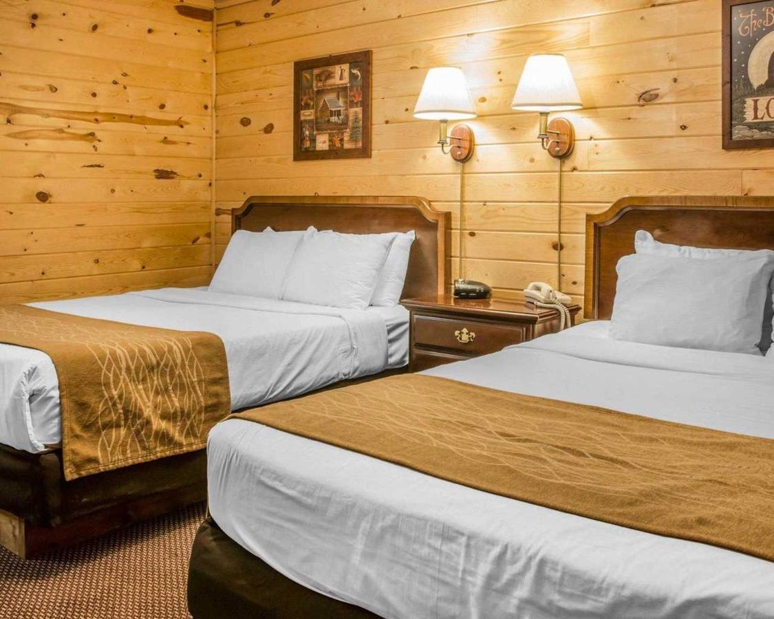 Cabins Of Mackinac & Lodge Mackinaw Stadt Exterior foto